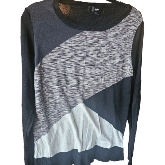 Mossimo Supply Co. Sweaters - Mossimo Supply Co. Colorblock Crew Neck Sweater in Black, Gray, White